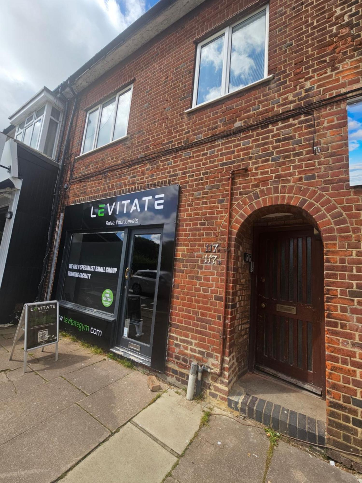 St Albans City Stays - Near Luton Airport - St Albans Abbey & City Train Station - Close To London- Harry Potter World - The Odyssey Cinema - Abbey Cathedral- Contractors I Business I Leisure- Sleeps Upto 6 People Экстерьер фото