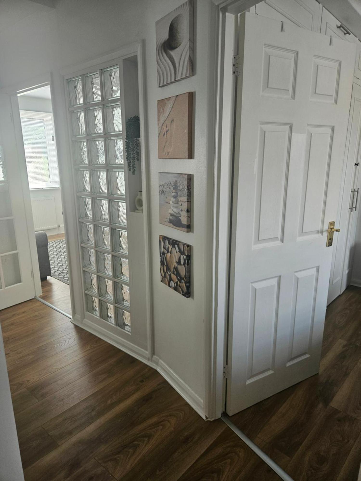 St Albans City Stays - Near Luton Airport - St Albans Abbey & City Train Station - Close To London- Harry Potter World - The Odyssey Cinema - Abbey Cathedral- Contractors I Business I Leisure- Sleeps Upto 6 People Экстерьер фото